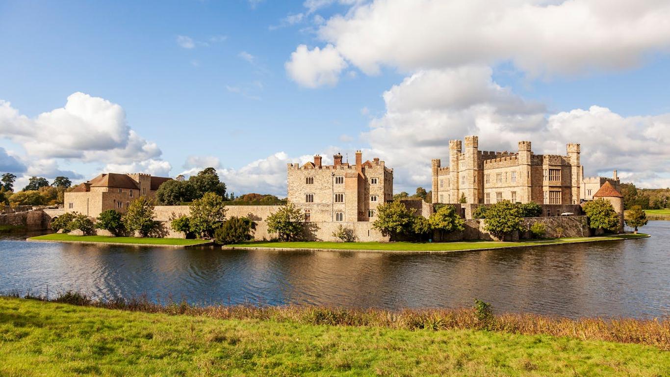 The world’s luggage storage network