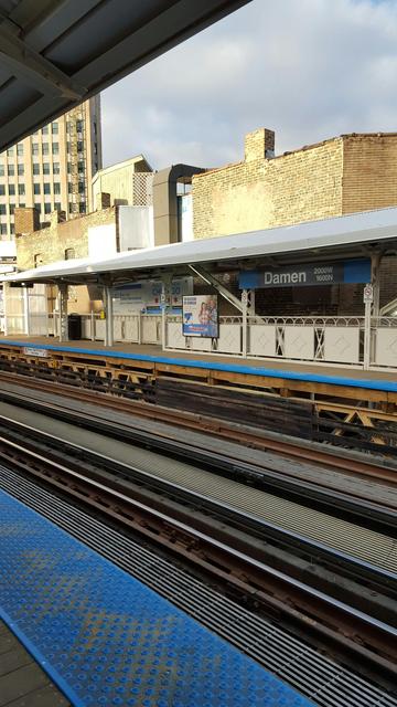 Damen Station