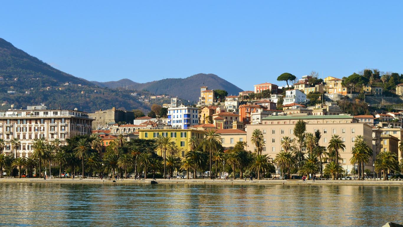 The world’s luggage storage network