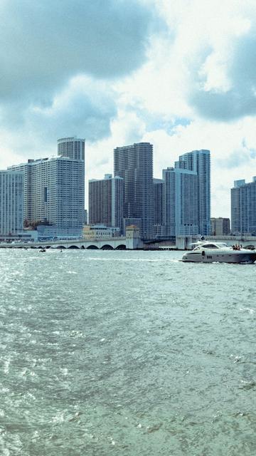 Promenade sur la rivière Miami