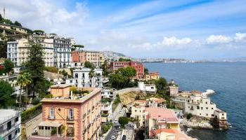 Naples 26 consignes à bagages disponibles