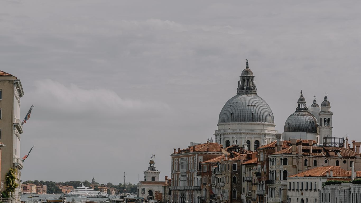 Le réseau mondial de consignes à bagages