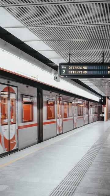 Βιέννη Westbahnhof