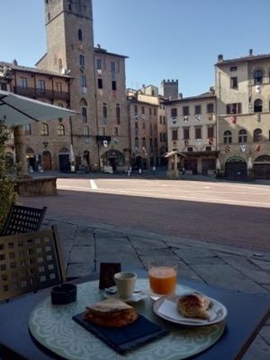 Luggage Storage Piazza Grande