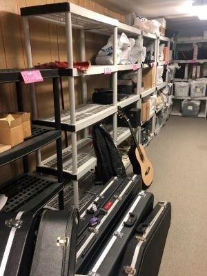 Luggage Storage Ellsworth-Federal