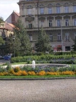 Luggage Storage Arbes Square