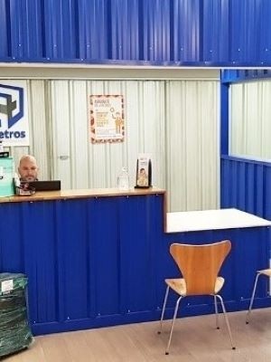 Камера хранения около Кастро Баррос