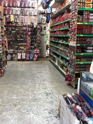 利物浦街站行李寄存