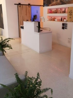 行李寄存NuevaAndalucía