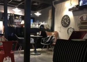 华南蓬行李寄存