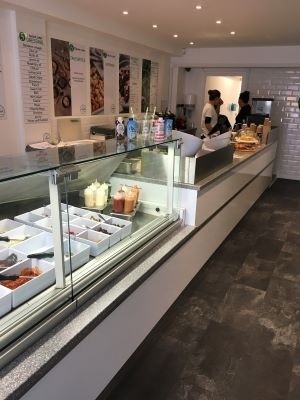 行李寄存伯恩茅斯海滩