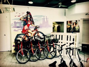 荷物預かりアヴィングーダ斜めに