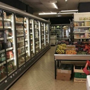 荷物預かりニース港