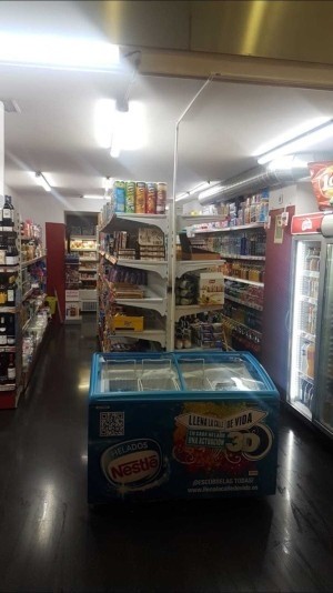 荷物預かりプラサユニバーシタット