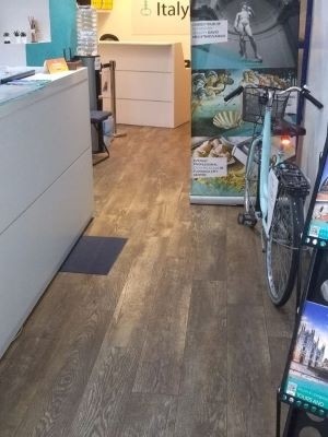 荷物預かりサンタ・マリア・ノヴェッラ広場