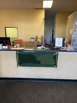 荷物預かりブレバードモール
