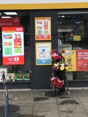 荷物預かりエドワード・スクエア
