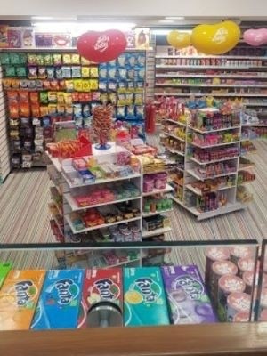 荷物預かりマーブルアーチ