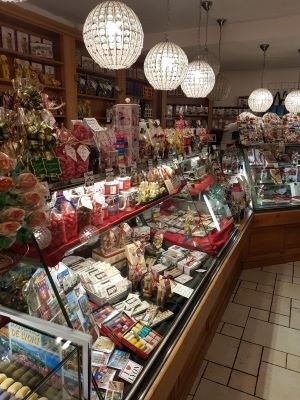 荷物預かり場所デュ・ガヴェルナメント