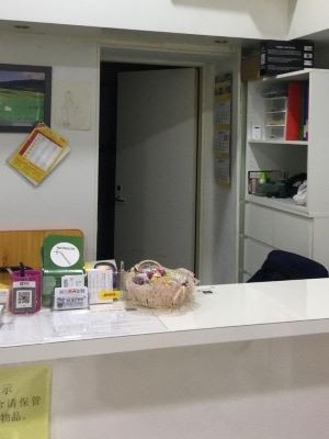 荷物預かりグラムシ広場