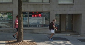 荷物預かり Place des Arts Station