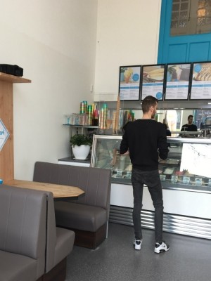 荷物預かりミッデルラント
