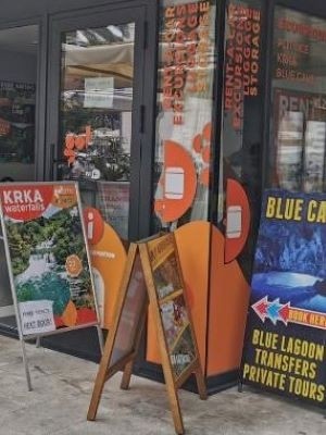荷物預かりフェリー港