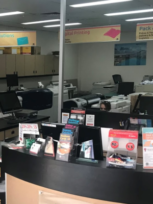 荷物預かりシドニータワーアイ