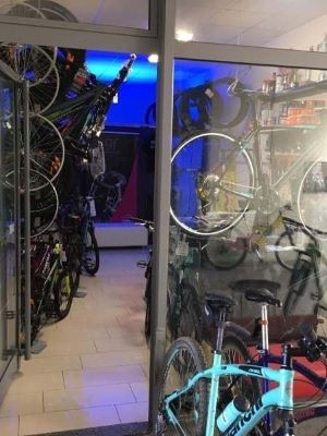 Consigna de Equipaje Arco de los Sergii