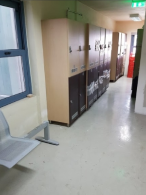 Depósito de bagagem Paragem de Autocarros do serviço de balsas