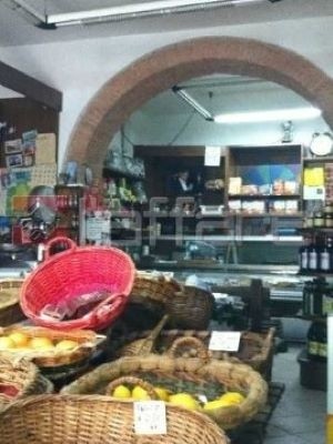 Deposito de bagagem Via Corridoni
