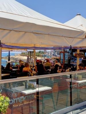 Depósito de bagagem Praia Qui-Si-Sana