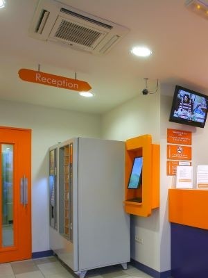 Depósito de bagagem Park da Santíssima Trindade