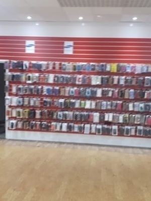 Przechowalnia bagażu stacja Crawley