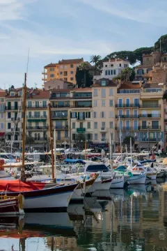 Cannes Port luggage storage