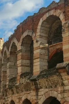 Città Antica luggage storage
