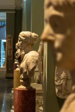 Ashmolean Museum luggage storage