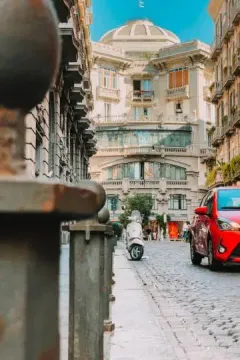 Via Toledo luggage storage