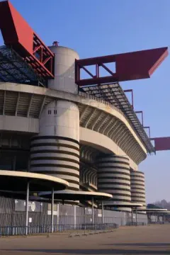 San Siro Stadion luggage storage