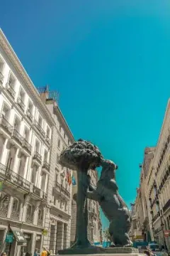 Puerta del Sol luggage storage