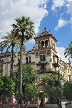 Plaza Nueva luggage storage