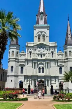 St. Louis Cathedral luggage storage