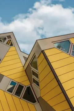 Cube Houses luggage storage