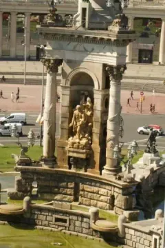 Placa Espanya luggage storage