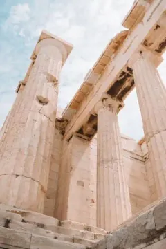 Stanice Akropolis luggage storage