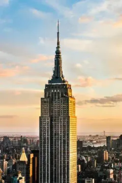 Empire State Building luggage storage