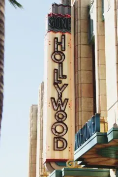 Hollywood luggage storage
