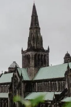 Glasgow Cathedral luggage storage