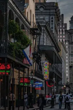 Bourbon Street luggage storage