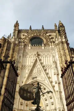Cathedral of Seville luggage storage